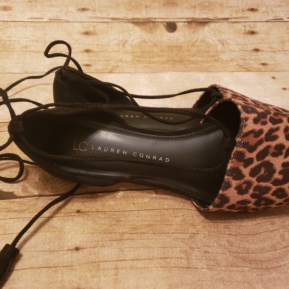 LC Lauren Conrad lace up flats - Picture 2 of 6
